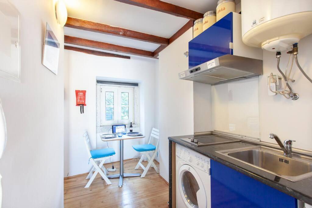 Appartement Mouraria I, Eco-duplex, French Balcony & Smart Check-in Lissabon